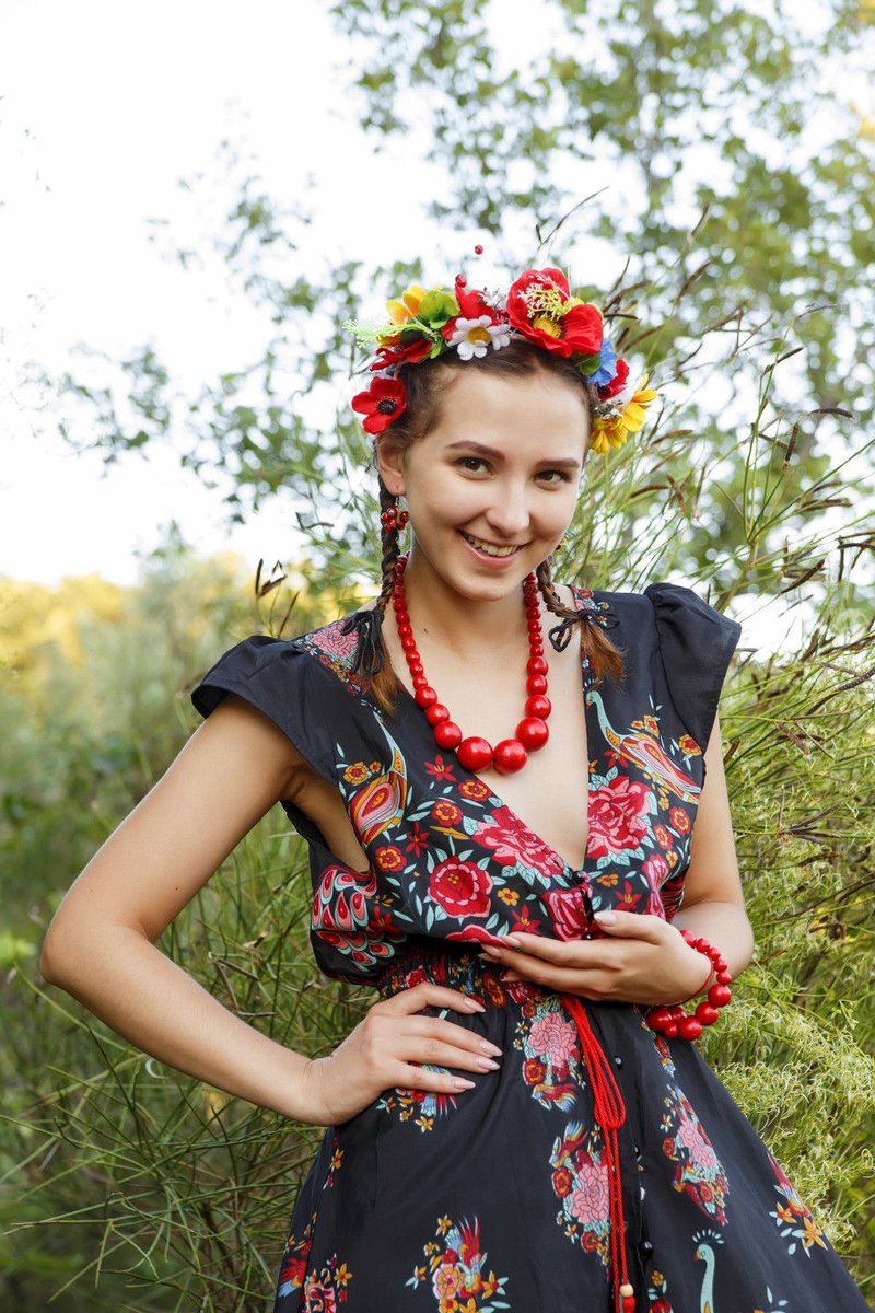 Инесса, 24